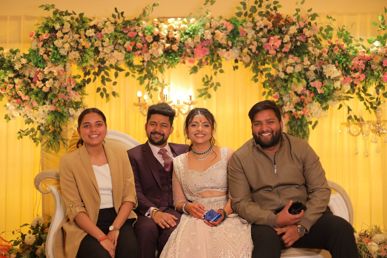 Reception portrait with planners